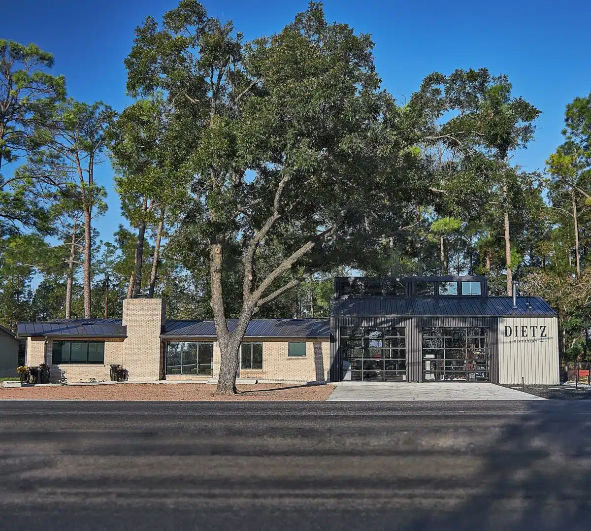 Dietz Distillery at F&W Farmstead