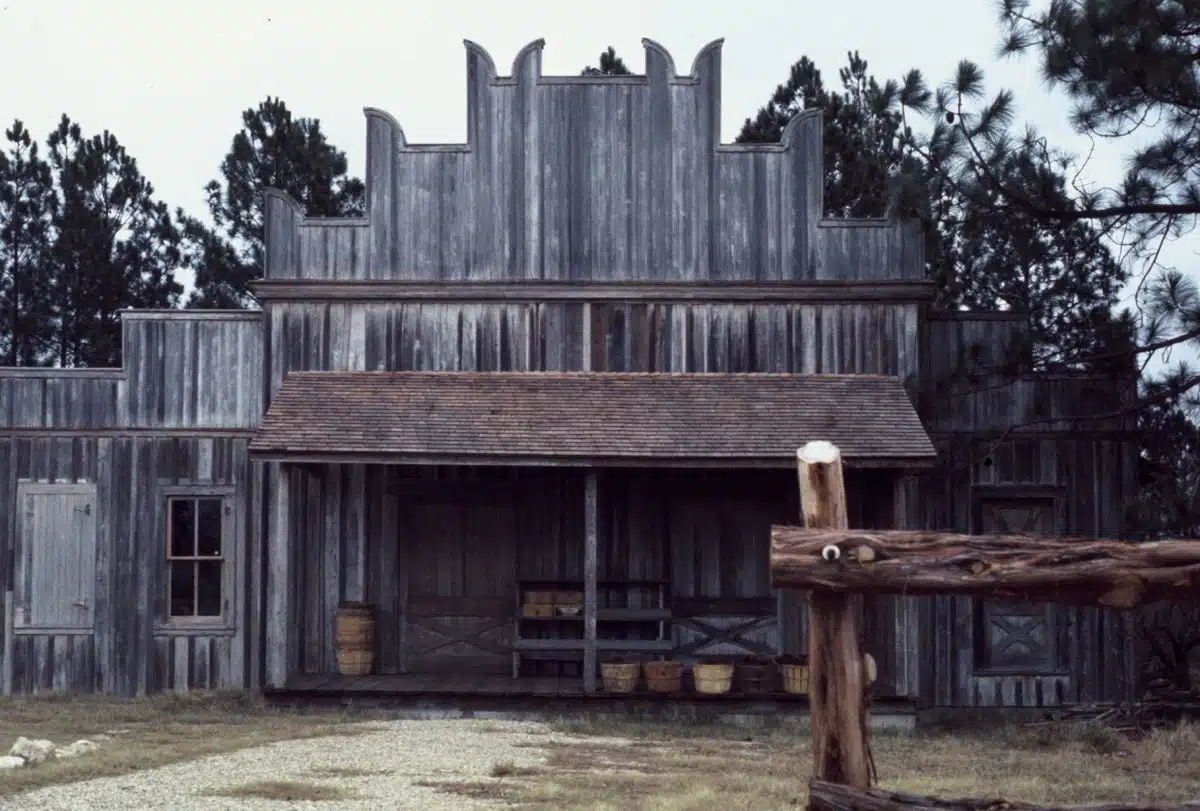 The original Das Peach Haus Fredericksburg TX